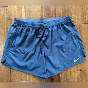 Nike running shorts size XL
